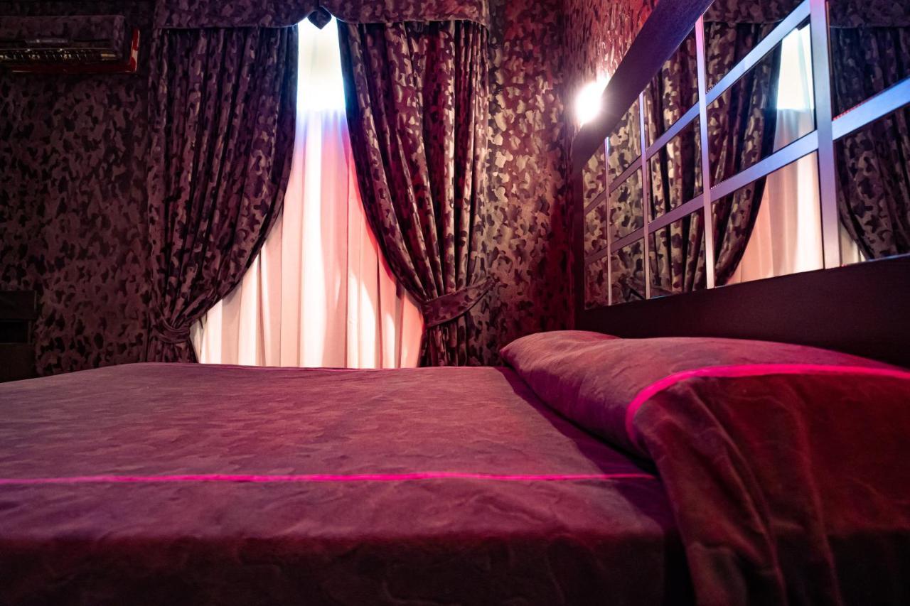 Marcantonio Hotel Джульяно-ин-Кампанья Экстерьер фото
